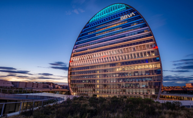 Sede de BBVA en Madrid, edificio La Vela.