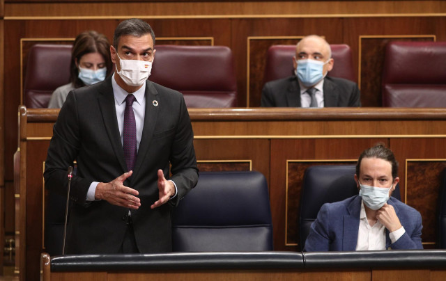 El presidente del Gobierno, Pedro Sánchez, interviene durante la sesión de control al Gobierno en el Congreso