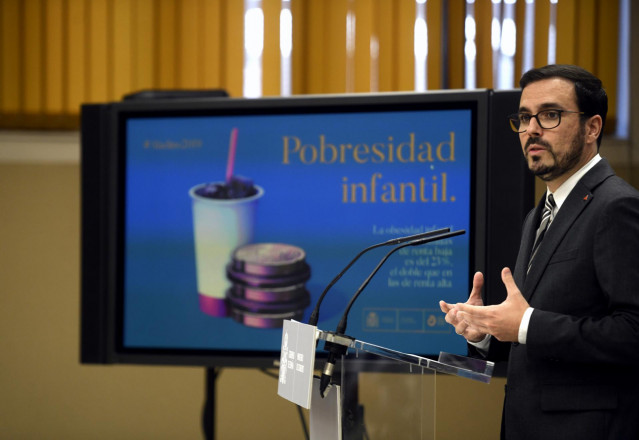 El ministro de Consumo, Alberto Garzón, ofrece una rueda de prensa sobre los resultados del estudio de Vigilancia del Crecimiento, Alimentación, Actividad Física, Desarrollo Infantil y Obesidad en España (Aladino 2019), en Madrid (España), a 30 de septiem