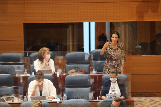 La portavoz de Vox en la Asamblea de Madrid, Rocío Monasterio, interviene en una sesión plenaria en Madrid (España) a 1 de octubre de 2020.