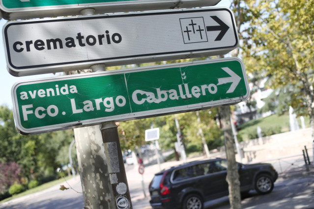 Señal de la dirección de la calle Largo Caballero, en Madrid