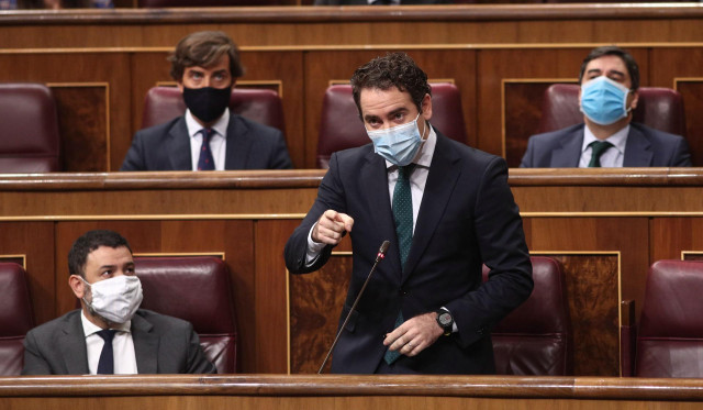 El secretario general del PP, Teodoro García Egea, interviene durante una nueva sesión de control al gobierno en el Congreso de los Diputados, en Madrid, (España), a 30 de septiembre de 2020.