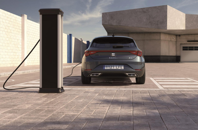 Nuevo León híbrido enchufable de Seat