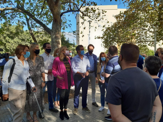 La vicesecretaria nacional de Organización del PP, Ana Beltrán, visita Son Roca, junto al presidente del PP en Baleares, Biel Company.