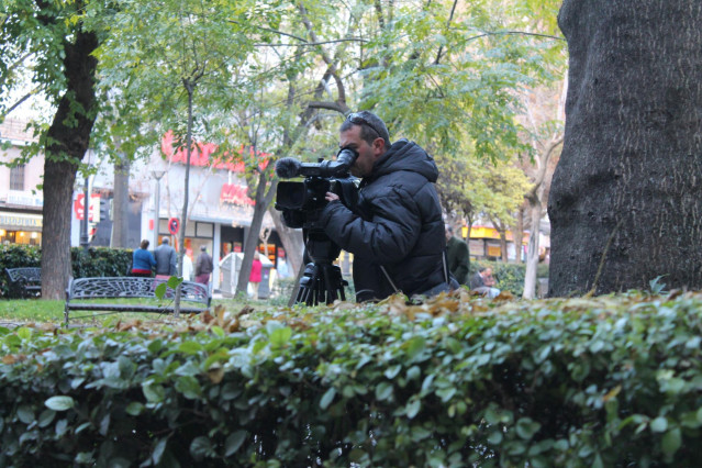 CÁMARA, GRABANDO, TELEVISIÓN
