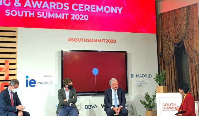 Ignacio Madridejos, consejero delegado de Ferrovial, José Luis Martínez Almeida, alcalde del Ayuntamiento de Madrid, Ignacio Garralda, presidente de Mutua Madrileña, y María Benjumea, presidenta de Spain Startup-South Summit.
