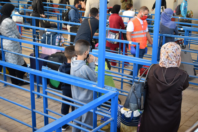 Pasillo humanitario en la frontera de Melilla