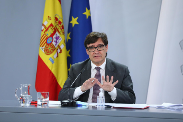 El ministro de Sanidad, Salvador Illa, comparece tras el Consejo de Ministros extraordinario celebrado en Moncloa para decretar el estado de alarma en Madrid (España), a 9 de octubre de 2020. La declaración del estado de alarma  se ha decretado para resta