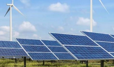 Placas solares y aerogeneradores