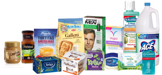 Bodegón de productos de Varma Food & Personal Care