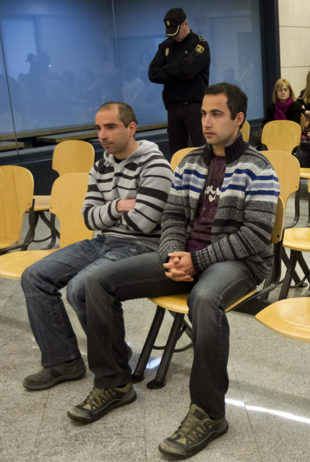 Los etarras Óscar Celarain Ortiz, 'Peio', y Andoni Otegi Eraso, 'Iosu', juzgados por el atentado contra la casa-cuartel de Santa Pola (Alicante)