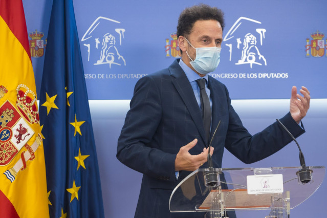El portavoz adjunto de Ciudadanos en el Congreso, Edmundo Bal, en rueda de prensa en la Cámara Baja.