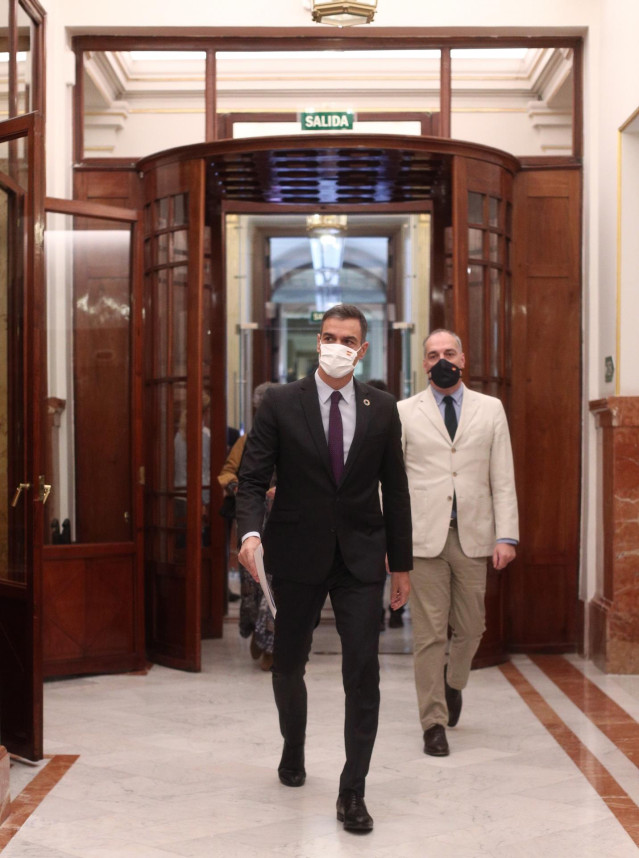 El presidente del Gobierno, Pedro Sánchez, a su llegada a una nueva sesión de control al gobierno en el Congreso de los Diputados, en Madrid, (España), a 30 de septiembre de 2020.