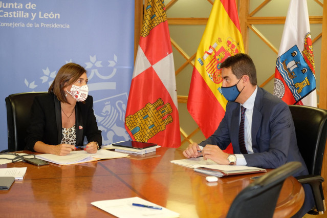 La consejera de Presidencia, Interior, Justicia y Acción Exterior, Paula Fernández, se reúne con el consejero de Presidencia de la Junta de Castilla y León, Ángel Ibáñez, para abordar el protocolo de colaboración entre ambas ccaa