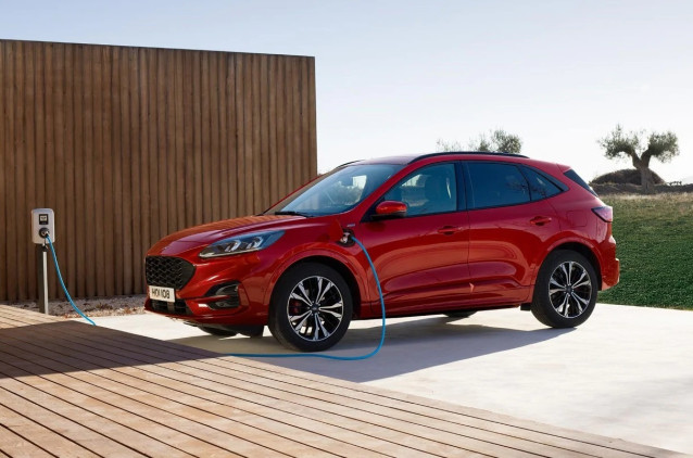 El nuevo Ford Kuga híbrido enchufable.
