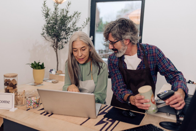 Servicios para la digitalización de pequeñas y medianas empresas (pymes)