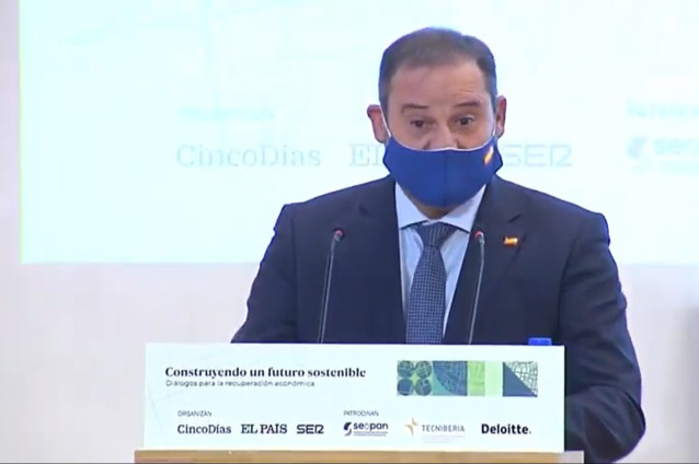 El ministro de Transportes, Movilidad y Agenda Urbana, José Luis Ábalos, durante su participación en el foro de Prisa