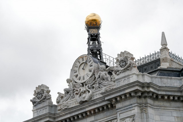 Fachada del Banco de España durante el primer día de la cuarta semana de estado de alarma decretado por el Gobierno para combatir el coronavirus, en Madrid (España) a 6 de abril de 2020.