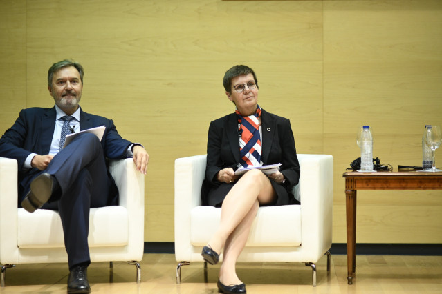 La presidenta de la Junta Única de Resolución (JUR), Elkie Konig, durante la celebración del décimo aniversario del Frob en el Ministerio de Economía y Empresa.