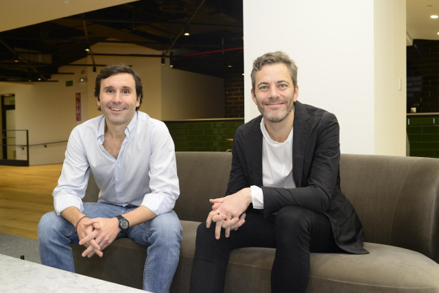 Iñigo Amoribieta, máximo responsable en España de Otovo, y el consejero delegado y fundador de la compañía,  Andreas Thorsheim