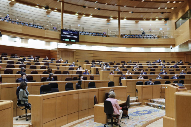 Vista general de una sesión de control al Gobierno en la Cámara Alta.
