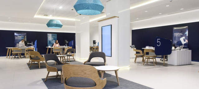 Nuevo centro de banca de clientes de BBVA, en la  calle Velázquez, 33. Oficinas tecnológicas y sostenibles.