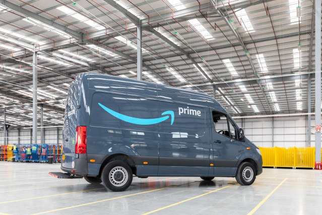 Coche de reparto de Amazon