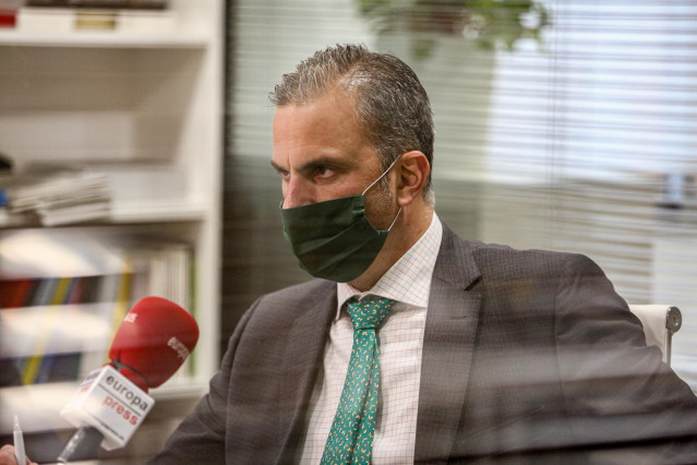 El portavoz de Vox en el Ayuntamiento de Madrid, Javier Ortega Smith, durante una entrevista con Europa Press