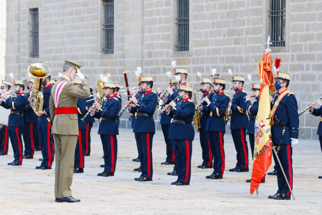 El Rey Felipe VI durante el acto de celebración del capítulo de la Real y Militar Orden de San Hermenegildo, en el Real Monasterio de San Lorenzo de El Escorial, Madrid, (España), a 27 de octubre de 2020.