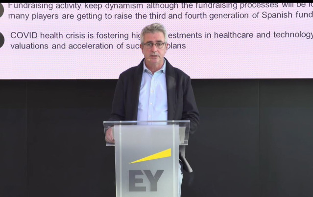 El presidente de Ascri, Aquilino Peña, interviene en la conferencia anual para gestoras de capital privado y sus inversores organizada por EY, este martes.