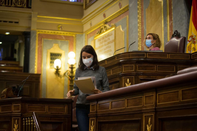 Andrea Fernández Benéitez, diputada del PSOE, ante el Pleno del Congreso