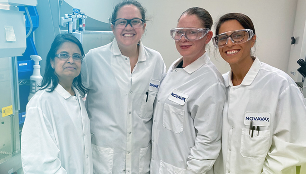 Trabajadoras de Novavax en una imagen de la web de la compañía
