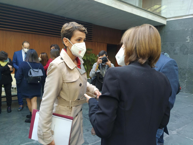 La presidenta María Chivite a su llegada al Debate.