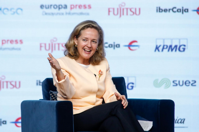La vicepresidenta tercera y ministra de Asuntos Económicos y Transformación Digital, Nadia Calviño, durante un Desayuno Informativo de Europa Press, en Madrid (España), a 29 de octubre de 2020.