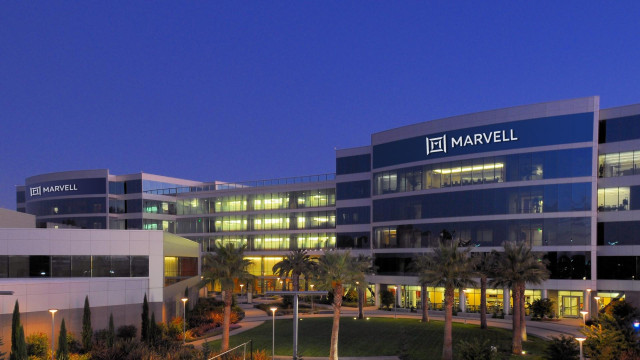 Logo de la empresa Marvell Technologies en sus oficinas.