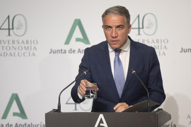 El consejero de la Presidencia, Administración Pública e Interior y portavoz de la Junta de Andalucía, Elías Bendodo, en una foto de archivo.
