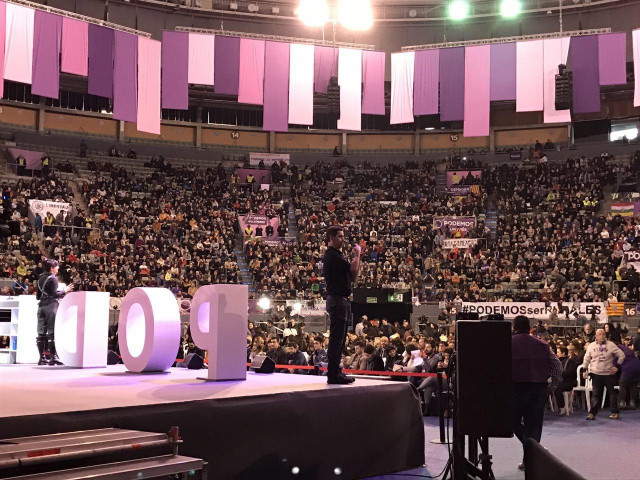 Imagen de una Asamblea Ciudadana de Podemos en el Palacio de Vistalegre, en Madrid.
