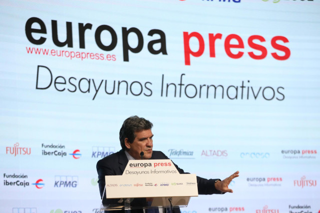El ministro de Inclusión, Seguridad Social y Migraciones, José Luis Escrivá, en el Desayuno Informativo de Europa Press