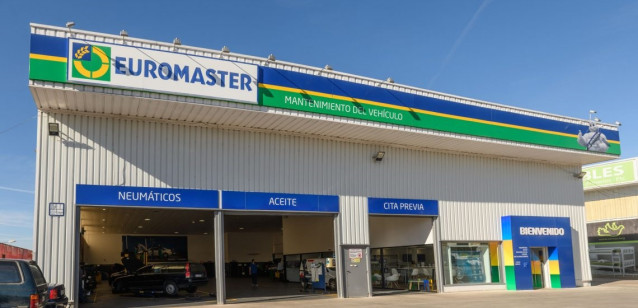 Fachada de un taller de Euromaster.