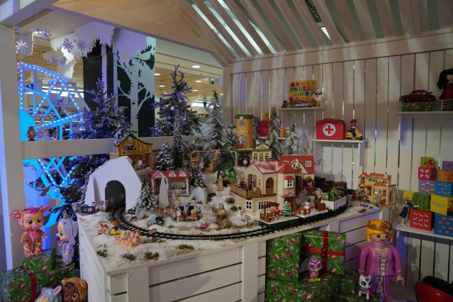 Tienda de Navidad de juguetes de El Corte Inglés