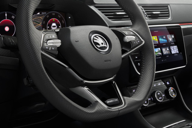 Nuevo volante de Skoda.
