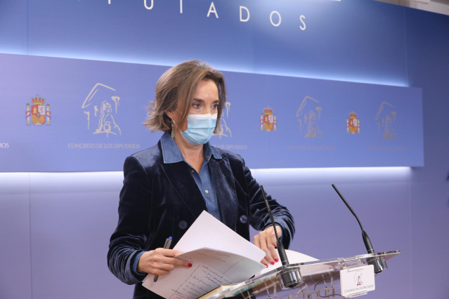 La portavoz del PP en el Congreso de los Diputados, Cuca Gamarra, interviene en la rueda de prensa posterior a la reunión de la Junta de Portavoces en el Congreso de los Diputados, en Madrid (España), a 27 de octubre de 2020.