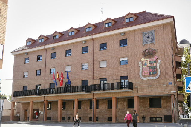Fachada del Ayuntamiento de Móstoles, Madrid (España)