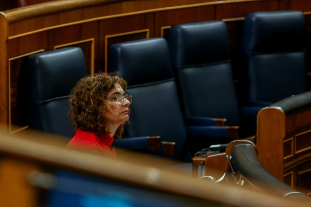 La ministra de Hacienda, María Jesús Montero, durante la segunda parte del pleno de Debate de totalidad del Proyecto de Ley de Presupuestos Generales del Estado para el año 2021