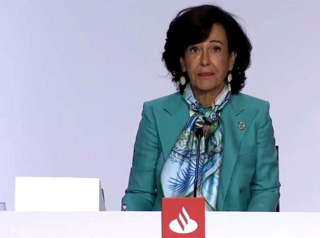 La presidenta de Banco Santander, Ana Patricia Botín, en la junta de accionistas celebrada en octubre de 2020.