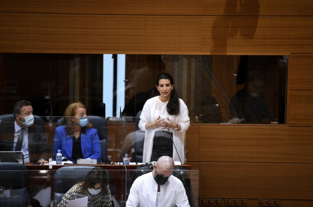 La portavoz de Vox en la Asamblea de Madrid, Rocío Monasterio, interviene durante una sesión de control al Gobierno en la Asamblea de Madrid (España), a 12 de noviembre de 2020. El Gobierno regional informará este jueves en el Pleno de la Asamblea de Madr