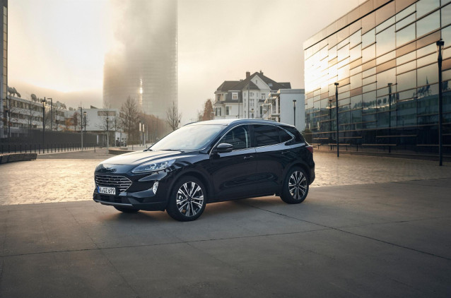 Nuevo Ford Kuga híbrido.