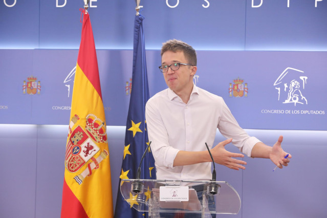 El líder de Más País, Íñigo Errejón, interviene en rueda de prensa