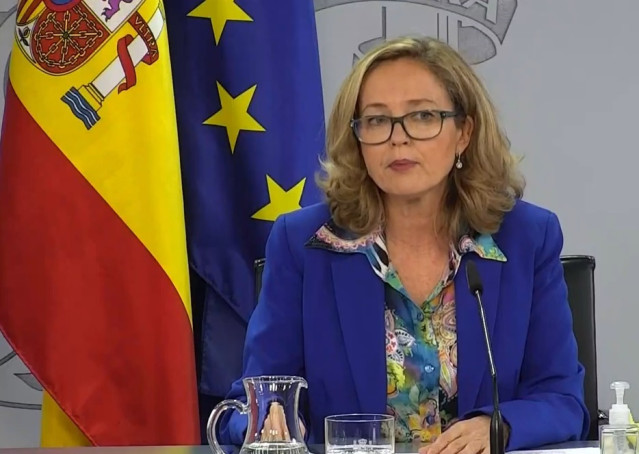 La vicepresidenta tercera del Gobierno y ministra de Asuntos Económicos, Nadia Calviño, tras la reunión del Consejo de Ministros del 17 de novimbre de 2020.