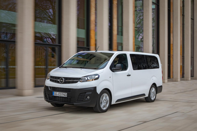 Nuevo Vivaro-e Combi de Opel.